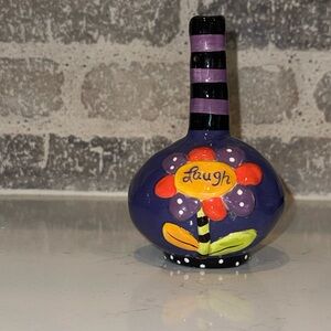 Small ‘Laugh’ Vase